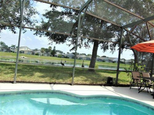 3000sf Waterfront Private Pool Villa 15 Minutes From Disney!