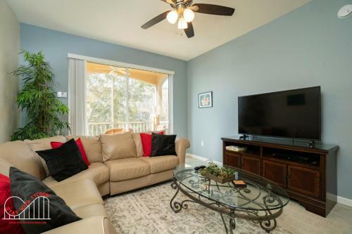 Apartamento Disney Condo! 2 Br - 2 Ba W/ Pool & Waterslides!