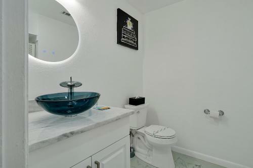 Luxury Villa In Orlando 4bd/3ba - 14 Min Disney