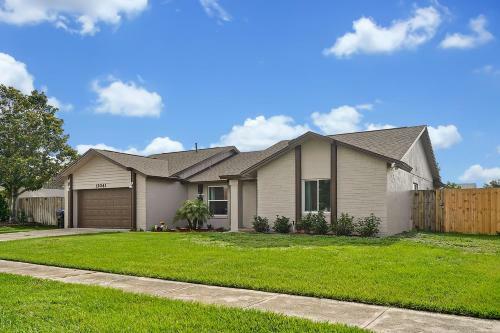 Luxury Villa In Orlando 4bd/3ba - 14 Min Disney