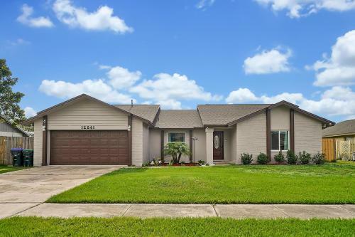 Luxury Villa In Orlando 4bd/3ba - 14 Min Disney