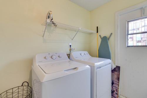 Orlando Vacation Rental 6 Mi To Universal!
