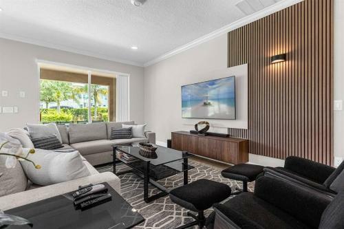 Villa 9 Ensuite Bedrooms Pool/spa/theater