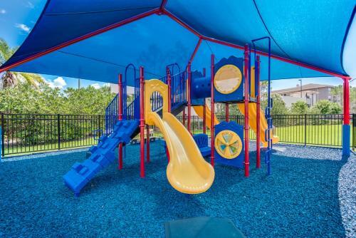 Apartamento 4102 Breakview Drive 409