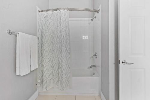 Apartamento 4102 Breakview Drive 409