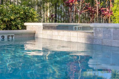 Comfy Modern House W Pool Perfect Location