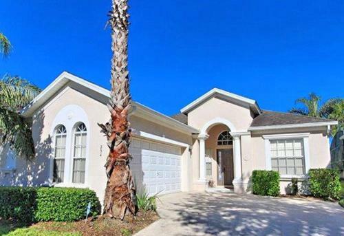Villa Lake Or Conservation View Pool Homes
