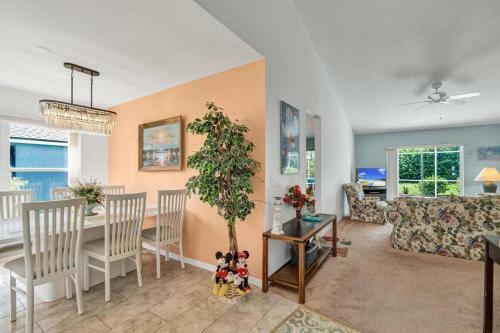 Villa Lake Or Conservation View Pool Homes