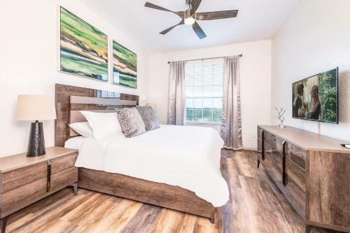 Pool*top Floor*forest Views*balcony*vistacay