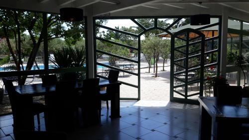 Hotel Tropic