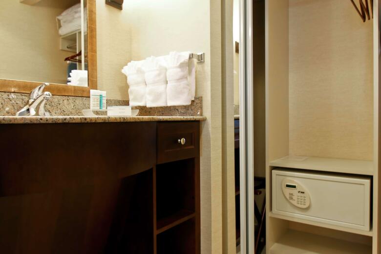 Hotel Homewood Suites By Hilton Toronto Vaughan