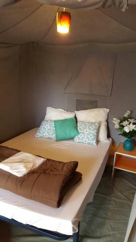 Camping De Bourbon-lancy