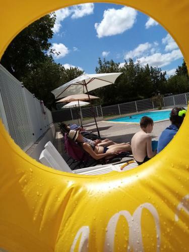 Camping De Bourbon-lancy