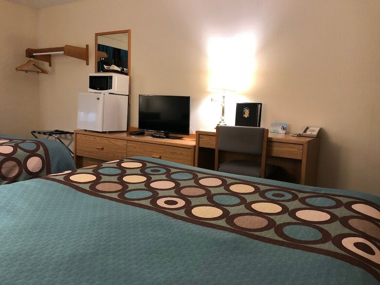 Hotel Super 8 Moose Jaw
