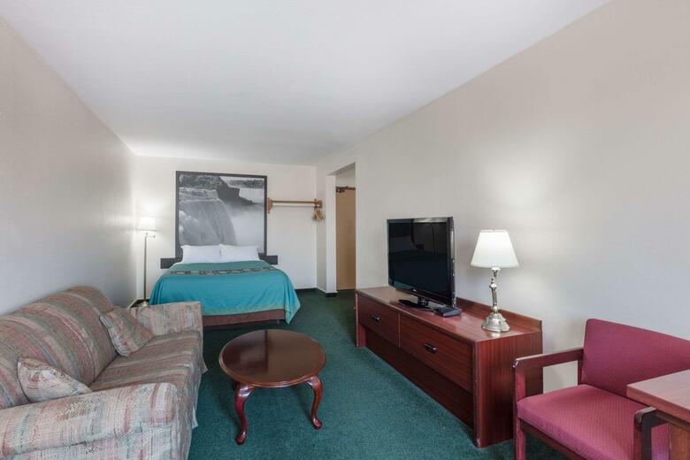 Hotel Super 8 Moose Jaw