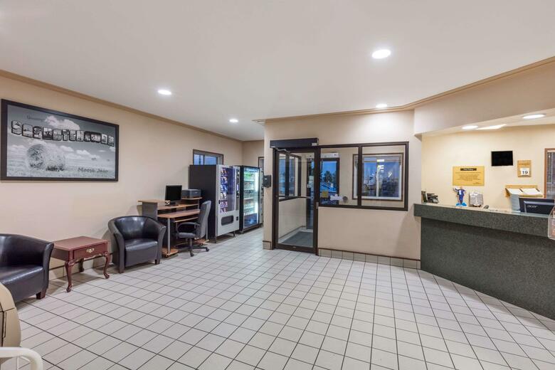 Hotel Super 8 Moose Jaw