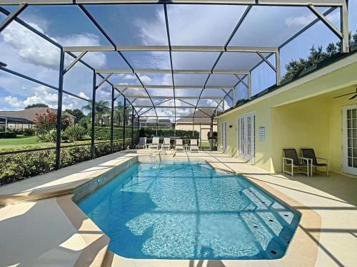 Villa Fantastic 7 Bed 6 Bath In Prestigious Gated Comm.