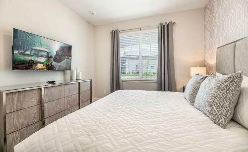 224 - Wonderful 8 Bedroom House W Pool Jacuzzi