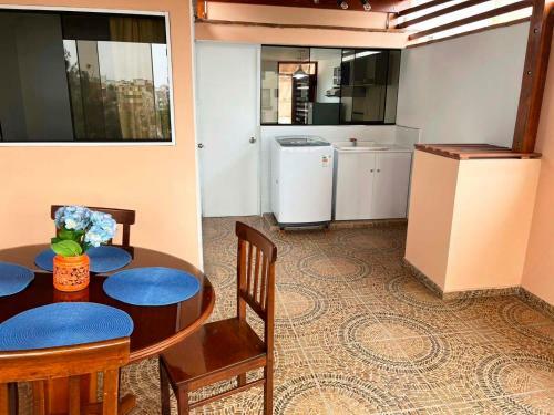 Apartamento San Miguel, 3 Dormitorios, Terraza Wifi Cochera