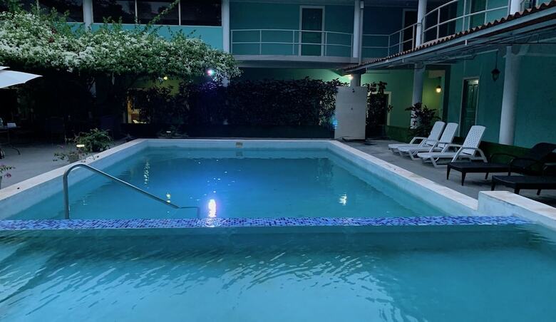 Pacific Coast Hotel