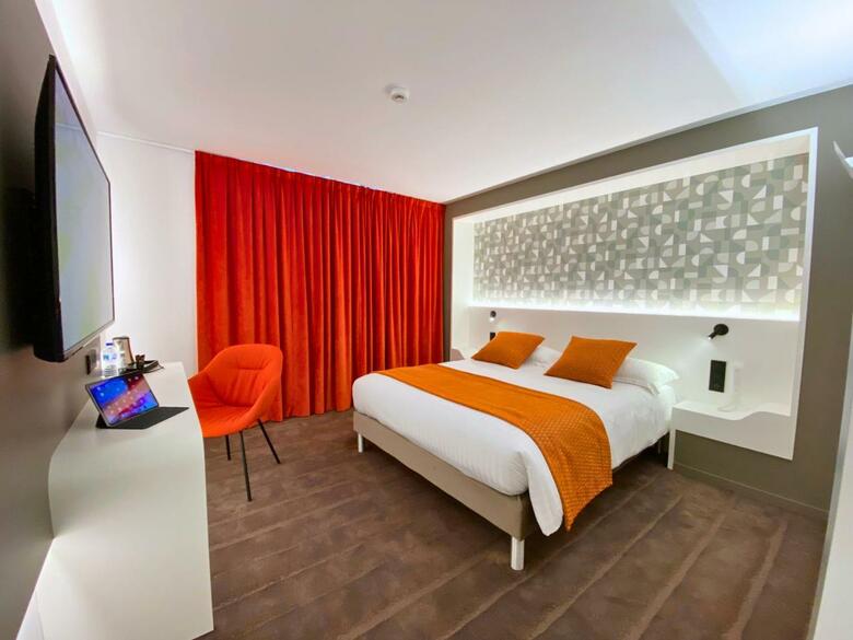 Brit Hotel Du Parc - Foug�res