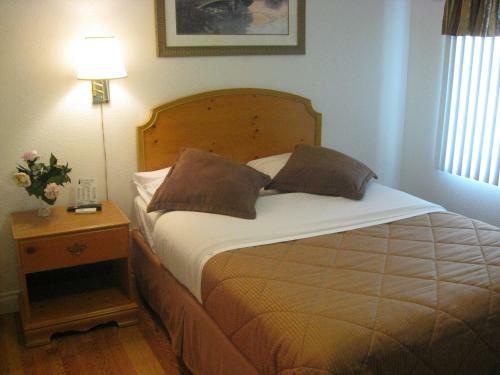 Posada Balanced Rock Inn