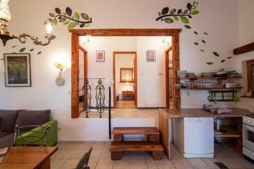 The Sea House Apartments