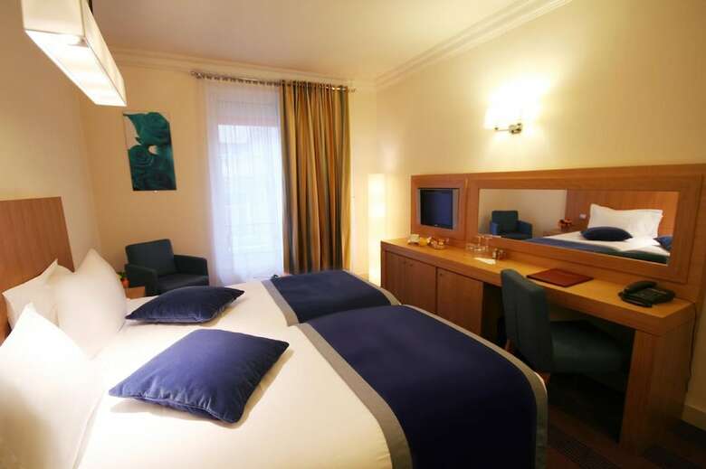 Hotel Westside Arc De Triomphe & Spa