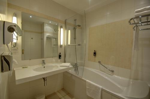 Hotel H�tel Ch�teau Tilques