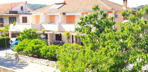 Apartments Dobrila