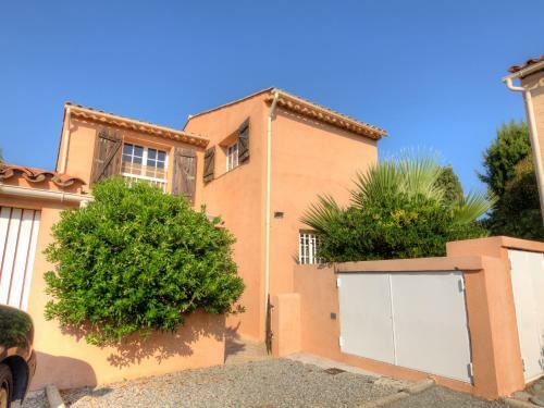 Villa Les Troenes