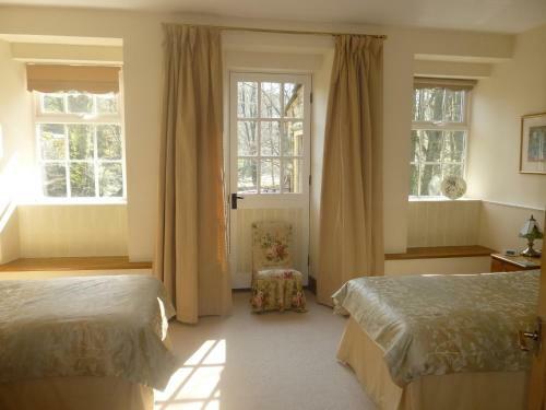 Hewenden Mill Holiday Homes