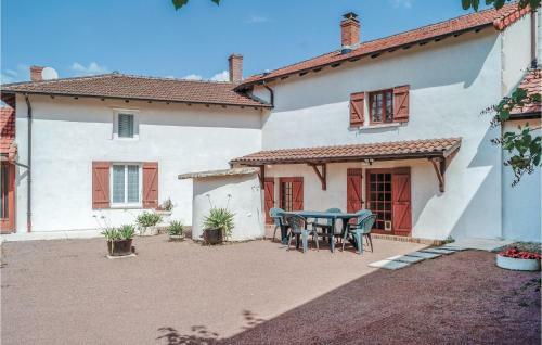 Holiday Home Dompierre Les Ormes K-759