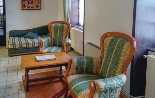 Holiday Home Dompierre Les Ormes K-759