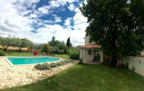 Villa Altra