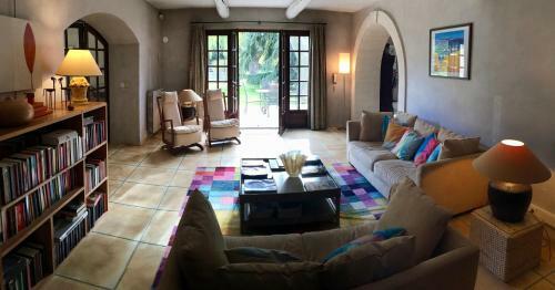 Villa Mas St Jean House