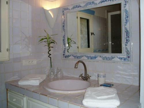 Bed & Breakfast Mas De La Treille