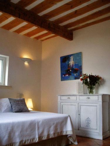 Bed & Breakfast Mas De La Treille