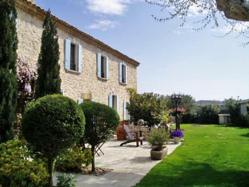 Bed & Breakfast Mas De La Treille