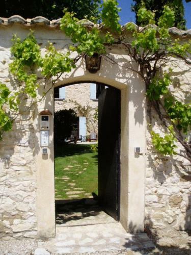 Bed & Breakfast Mas De La Treille