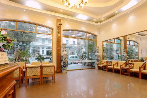 Entity Hotel