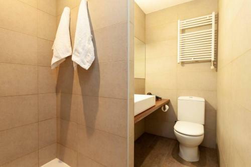 Centric 2 Bedroom Apartment With A Private Lovely Terrace