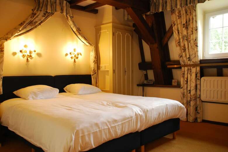 Hotel Hostellerie Le Prieur� De Conques