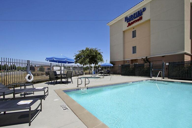 Hotel Fairfield Inn & Suites Fresno Clovis