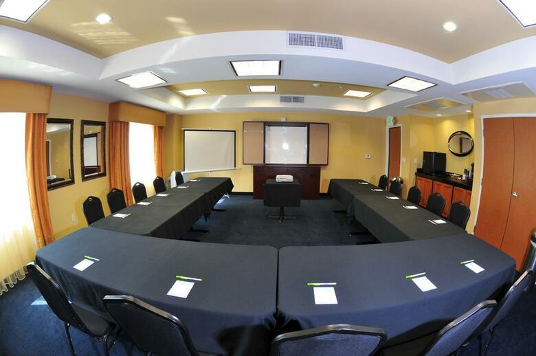 Hotel Fairfield Inn & Suites Fresno Clovis