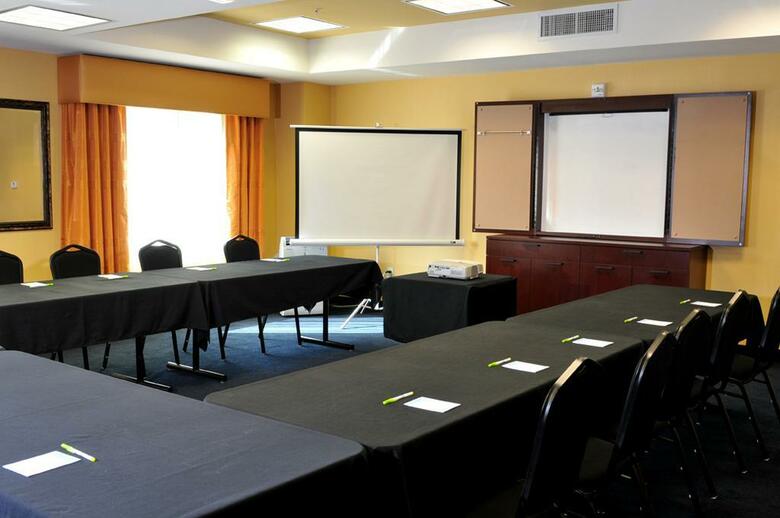 Hotel Fairfield Inn & Suites Fresno Clovis