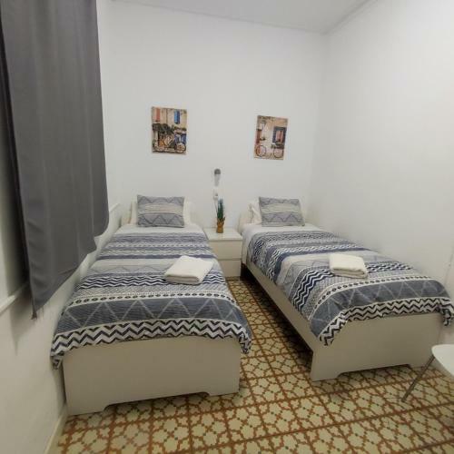 Amplio Y Soleado Apartamento En El Centro De Barcelona