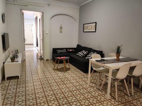 Amplio Y Soleado Apartamento En El Centro De Barcelona