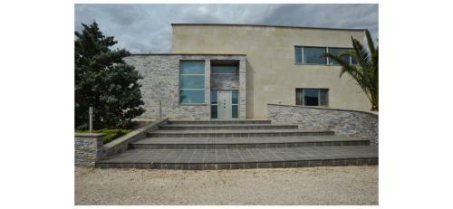 Villa Premier