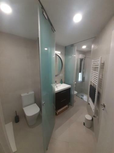 Apartamento Moderno, C�ntrico. Perfecto Para Familias.